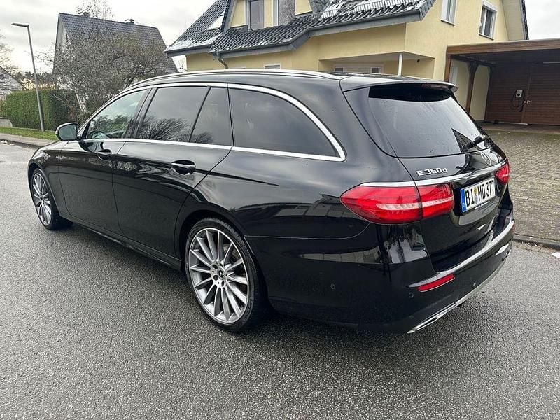 Gebraucht Mercedes E350 AMG 258 PS (189 kW) 2017 Schwarz Kombi