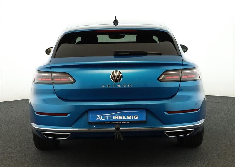 Gebraucht VW Arteon Elegance 200 PS (147 kW) 2022 Eisvogelblau metallic