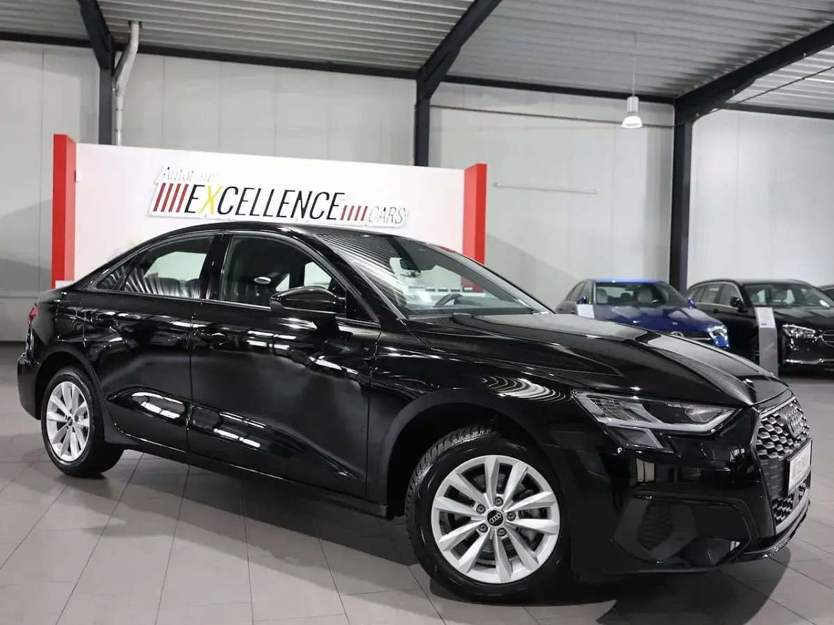 Gebraucht Audi A3 Business 150 PS (110 kW) 2024 Brilliant schwarz Limousine