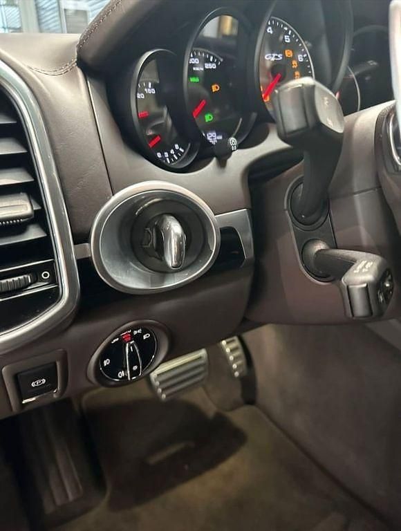 Gebraucht Porsche Cayenne GTS 420 PS (308 kW) 2014 Schwarz SUV