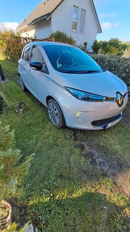 Beige Gebraucht 2017 Renault Zoe Intens Kleinwagen | 7.500 € (Fairer Preis) - Bild 1/4