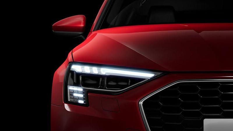 Rot Gebraucht 2021 Audi A3 Sportback e-tron S-Line Limousine | 22.999 € (Superpreis) - Bild 1/4