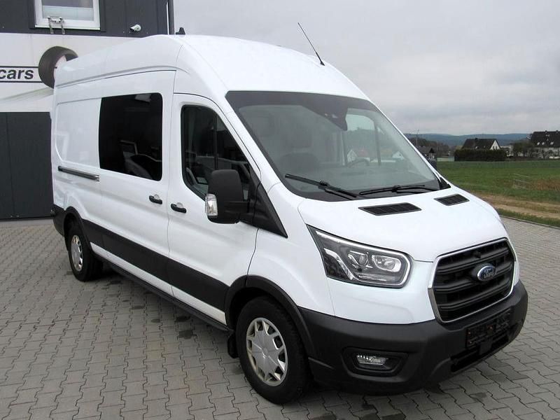 Second-hand Ford Transit 131 CP (96 kW) 2020 Alb Monovolum