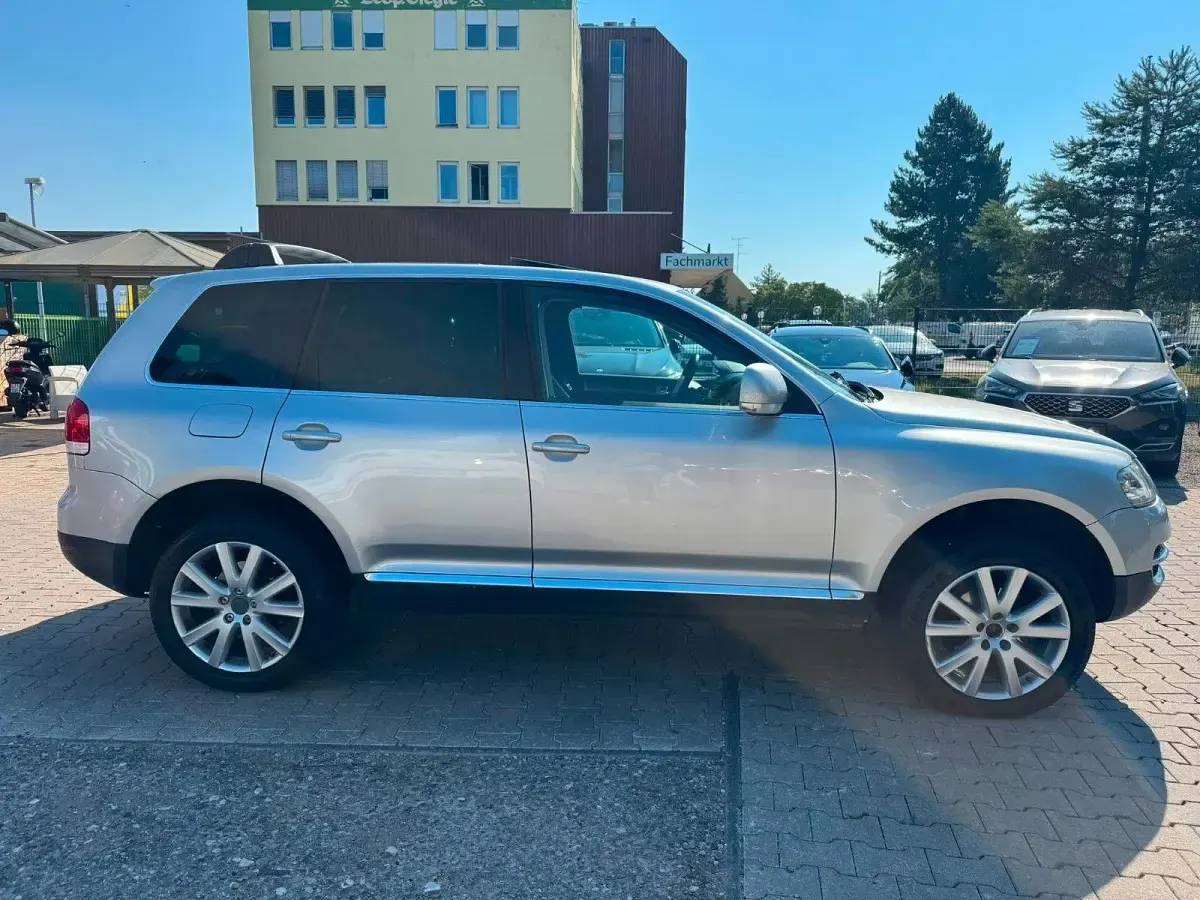 Gebraucht VW Touareg R 174 PS (127 kW) 2005 Silber SUV