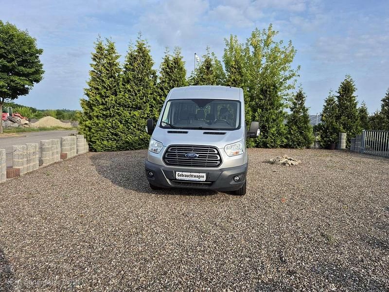Gebraucht Ford Transit 170 PS (125 kW) 2017 Silber Kombi