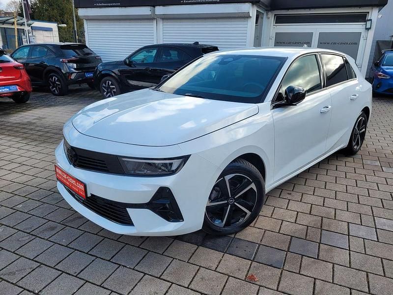 Gebraucht Opel Astra 131 PS (96 kW) 2024 Weiß Limousine