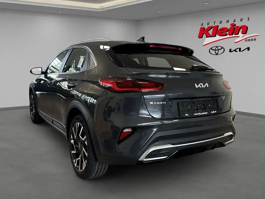 Neu Kia XCeed Vision 150 PS (110 kW) 2026 Schwarz SUV