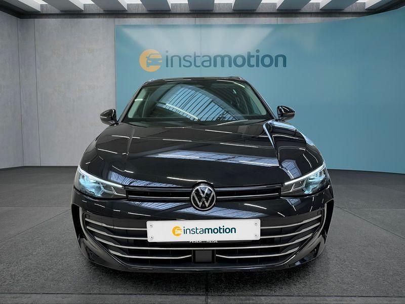 Używany VW Passat 150 KM (110 kW) 2025 Czarny Kombi