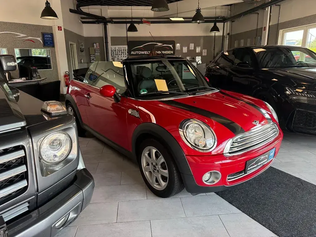 Gebraucht Mini Cooper Cabriolet 120 PS (88 kW) 2009 Chili red Cabrio