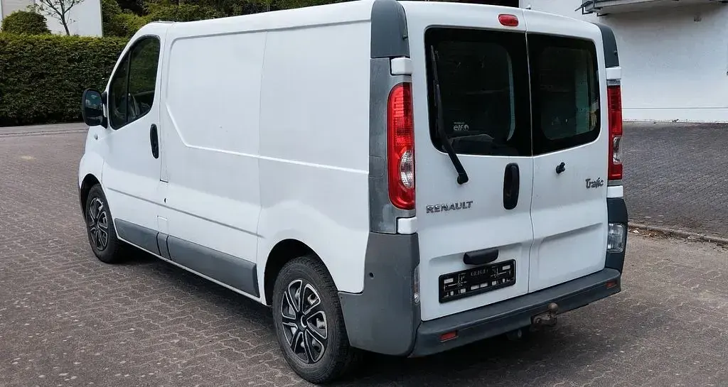 Brugt Renault Trafic 114 HK (83 kW) 2007 Hvid MPV