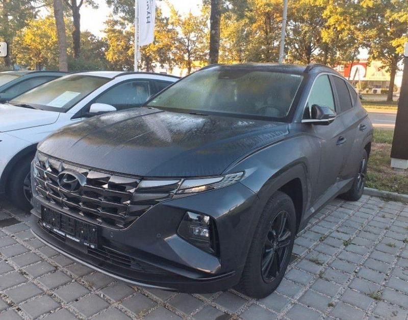 Schwarz Gebraucht 2022 Hyundai Tucson Trend SUV | 22.600 € (Superpreis) - Bild 1/4