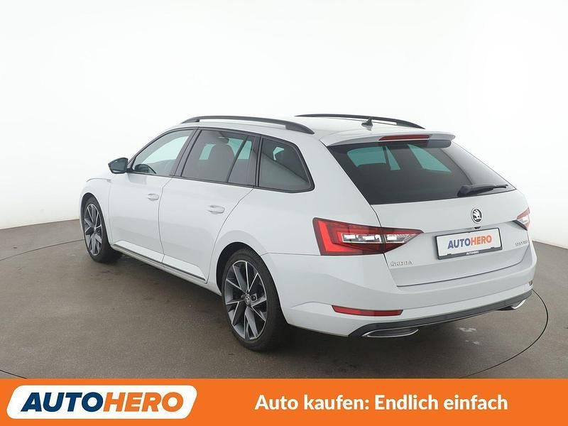 Gebraucht Skoda Superb SportLine 190 PS (139 kW) 2019 Weiß Kombi