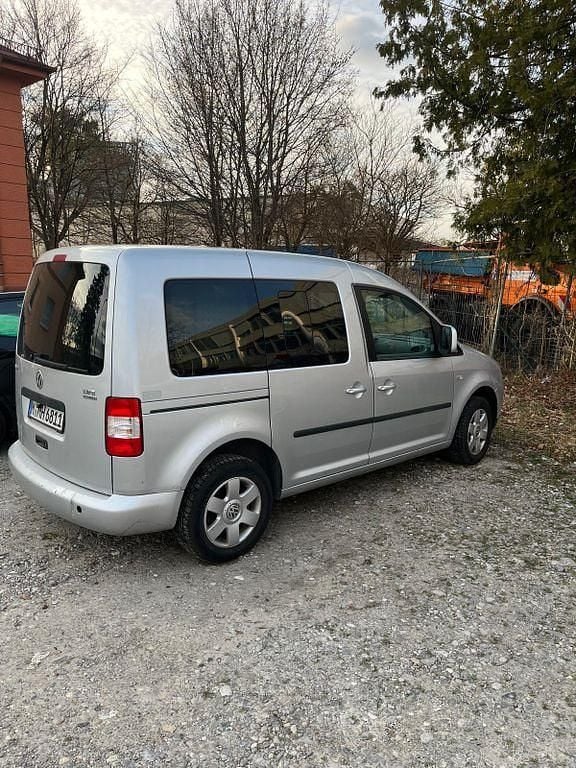 Gebraucht VW Caddy Life 109 PS (80 kW) 2009 Silber Van / Kleinbus