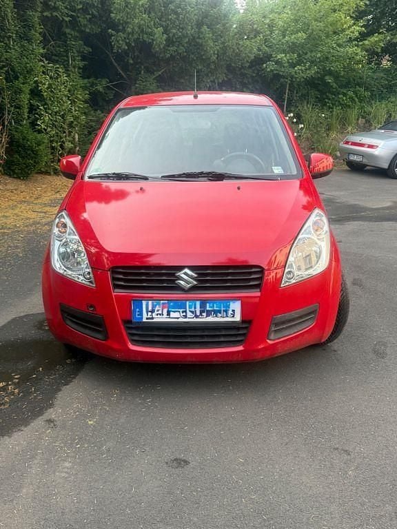 Gebraucht Suzuki Splash Comfort 65 PS (47 kW) 2009 Rot Kleinwagen