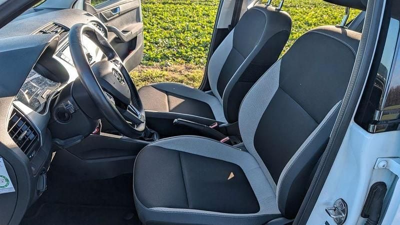 Gebraucht Skoda Fabia Ambition 90 PS (66 kW) 2017 Weiß Kombi