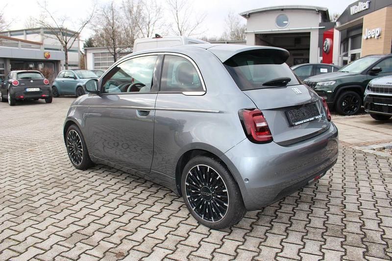 Gebraucht Fiat 500e La Prima 86 kW (118 PS) 2023 Grigio hts Kleinwagen