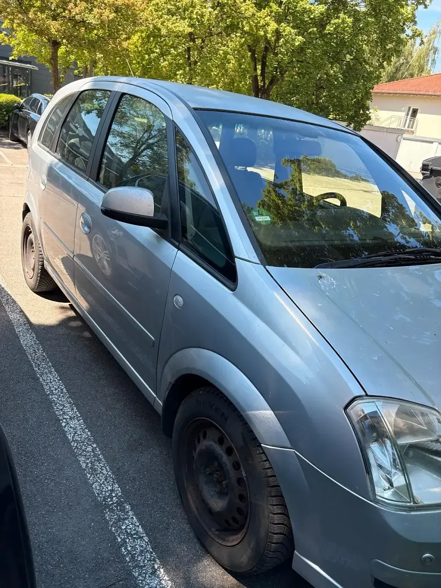 Gebraucht Opel Meriva 2009 Silber Van / Kleinbus