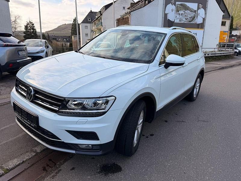 Gebraucht VW Tiguan 150 PS (110 kW) 2019 Weiß SUV