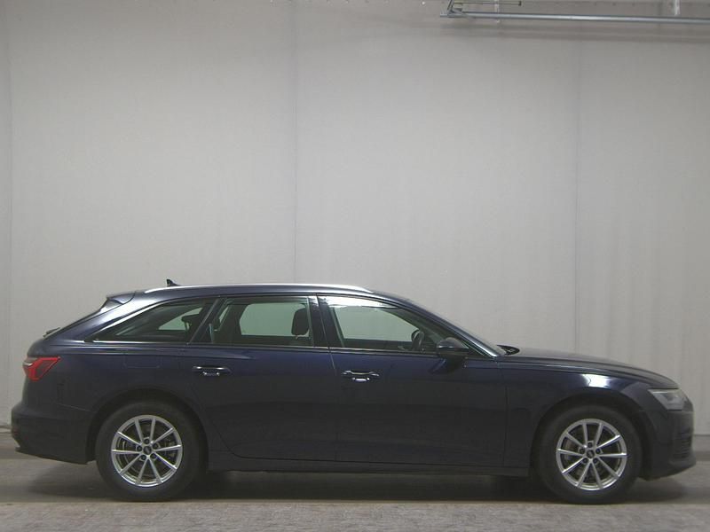 Blau Gebraucht 2022 Audi A6 Basis Kombi | 28.480 € (Superpreis) - Bild 1/4