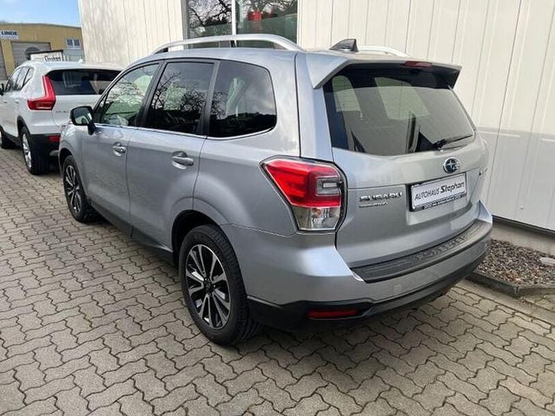 Gebraucht Subaru Forester Platinum 150 PS (110 kW) 2019 Ice silver metallic SUV