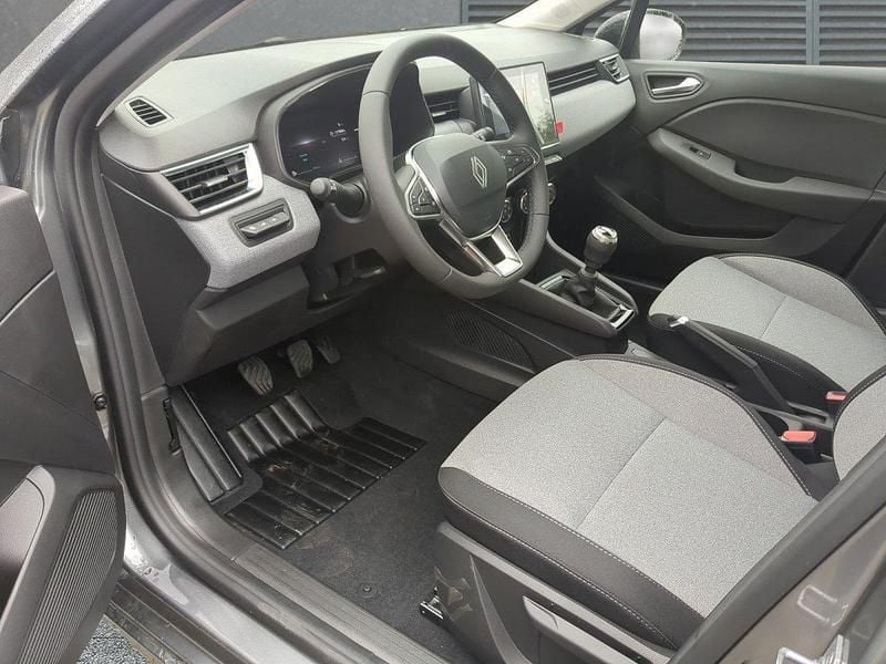 Neu Renault Clio V Evolution 101 PS (74 kW) 2025 Rafalegrau Kleinwagen