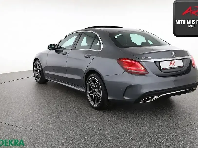 Gebraucht Mercedes C200 AMG 197 PS (144 kW) 2019 Selenitgrau Limousine