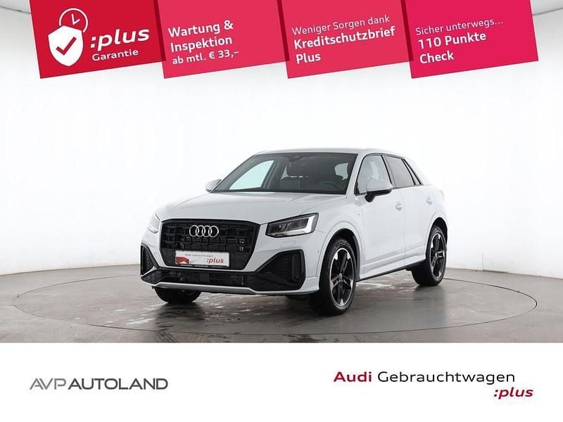 Gletscherweiß metallic Gebraucht 2024 Audi Q2 S-Line SUV | 34.440 € (Fairer Preis) - Bild 1/4