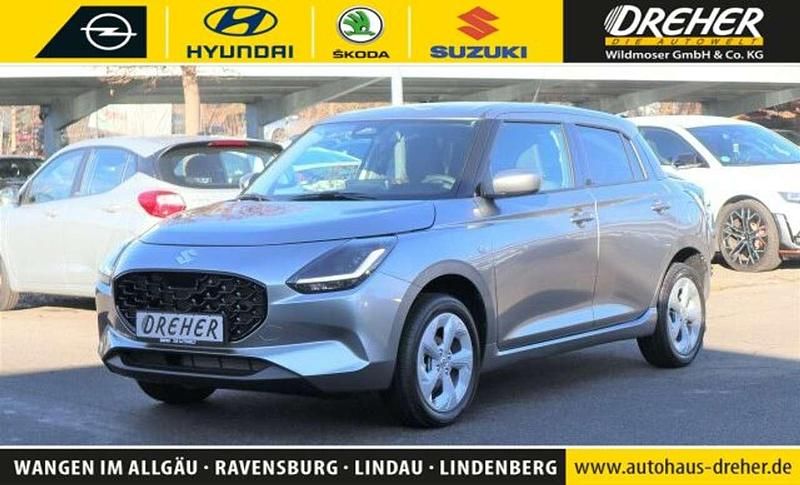 Premiu, silver metallic Neu 2025 Suzuki Swift Comfort Kleinwagen | 21.590 € - Bild 1/3