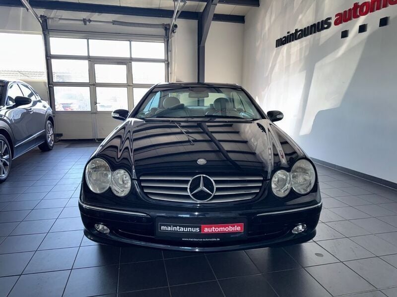 Gebraucht Mercedes CLK320 218 PS (160 kW) 2004 Blau Coupé