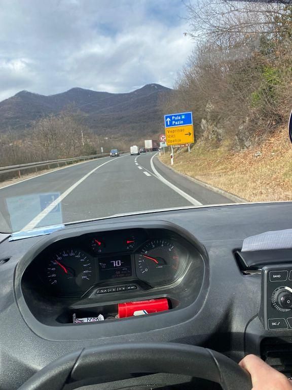 Gebraucht Peugeot Partner 137 PS (100 kW) 2022 Weiß Van / Kleinbus