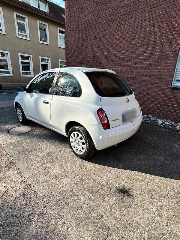 Gebraucht Nissan Micra 65 PS (47 kW) 2009 Weiß Kleinwagen