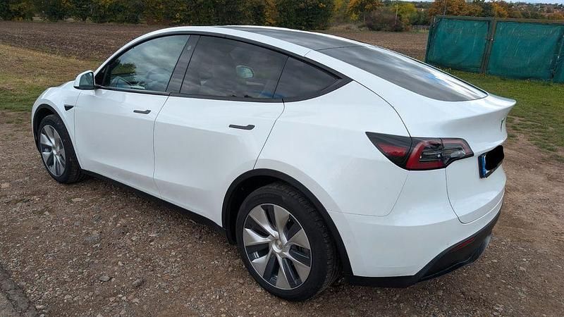 Gebraucht Tesla Model Y 377 kW (513 PS) 2022 Weiß SUV