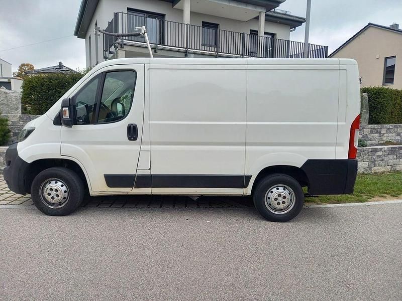 Gebraucht Peugeot Boxer 110 PS (80 kW) 2018 Weiß Van