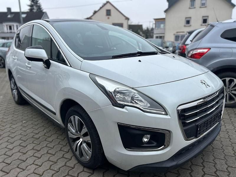 Gebraucht Peugeot 3008 Active 131 PS (96 kW) 2016 Weiß Van / Kleinbus