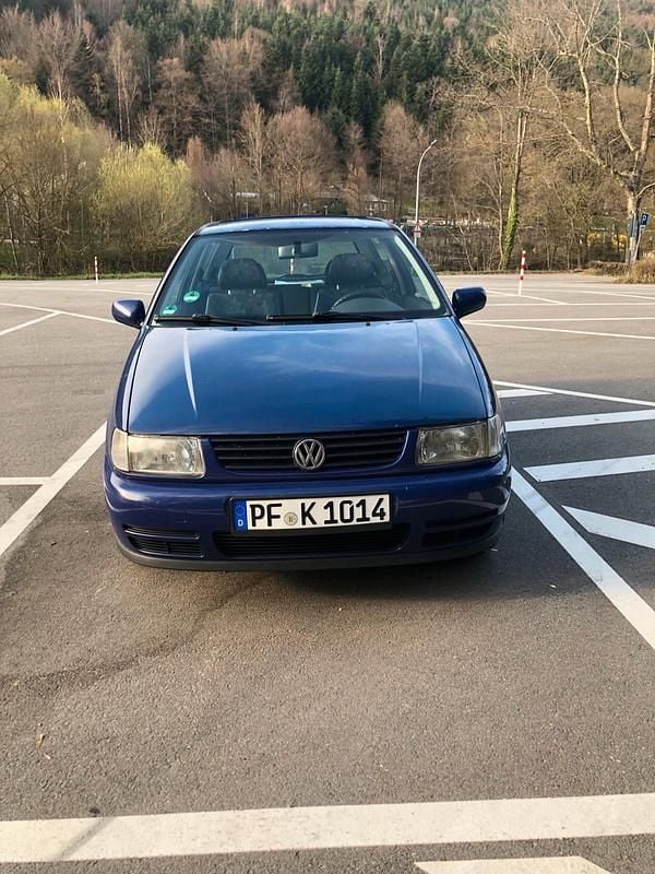 Usata VW Polo 60 CV (44 kW) 1997 Blu Utilitaria