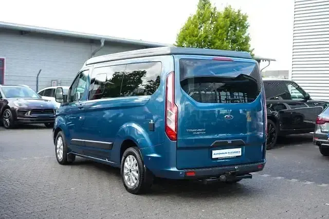 Begagnad Buerstner Copa 185 HK (136 kW) 2022 Blå Van