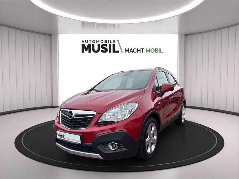 Orientrot/velvet red met Gebraucht 2013 Opel Mokka SUV | 8.888 € (Fairer Preis) - Bild 1/4