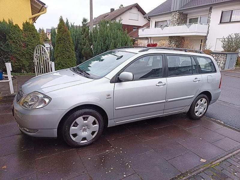 Silber Gebraucht 2002 Toyota Corolla Sol Kombi | 2.990 € (Superpreis) - Bild 1/4
