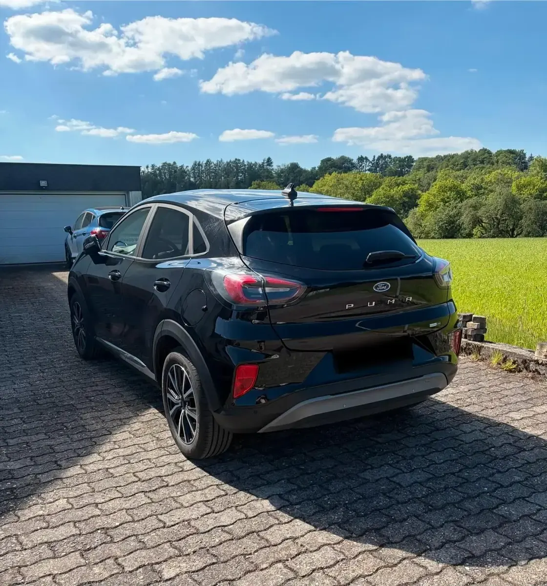 Gebraucht Ford Puma Titanium 125 PS (91 kW) 2022 Schwarz SUV