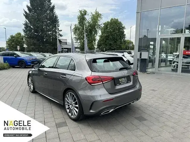 Gebraucht Mercedes A250 AMG line 224 PS (164 kW) 2022 Grau Limousine