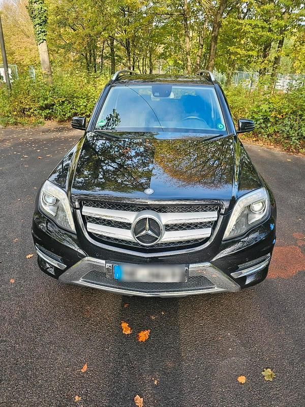 Schwarz Gebraucht 2013 Mercedes 250 SUV | 18.700 € (Fairer Preis) - Bild 1/4