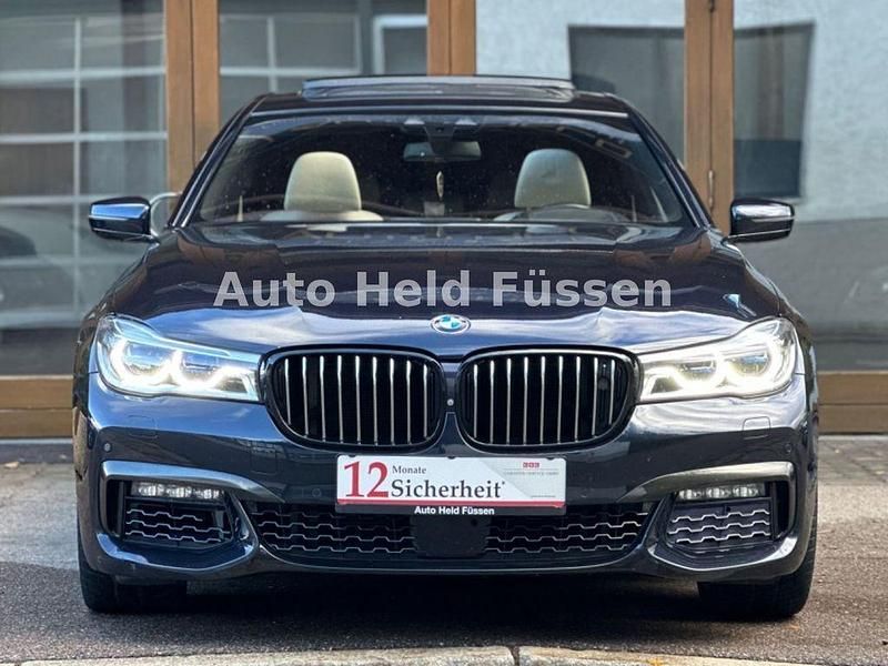 Gebraucht BMW 750L M Sport 449 PS (330 kW) 2015 Schwarz Limousine