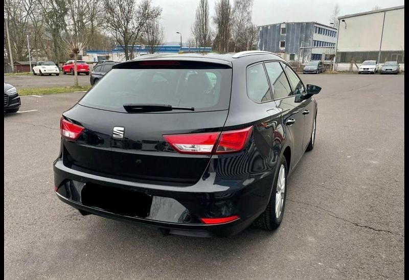 Schwarz Gebraucht 2018 Seat Leon Kombi | 10.900 € (Fairer Preis) - Bild 1/4