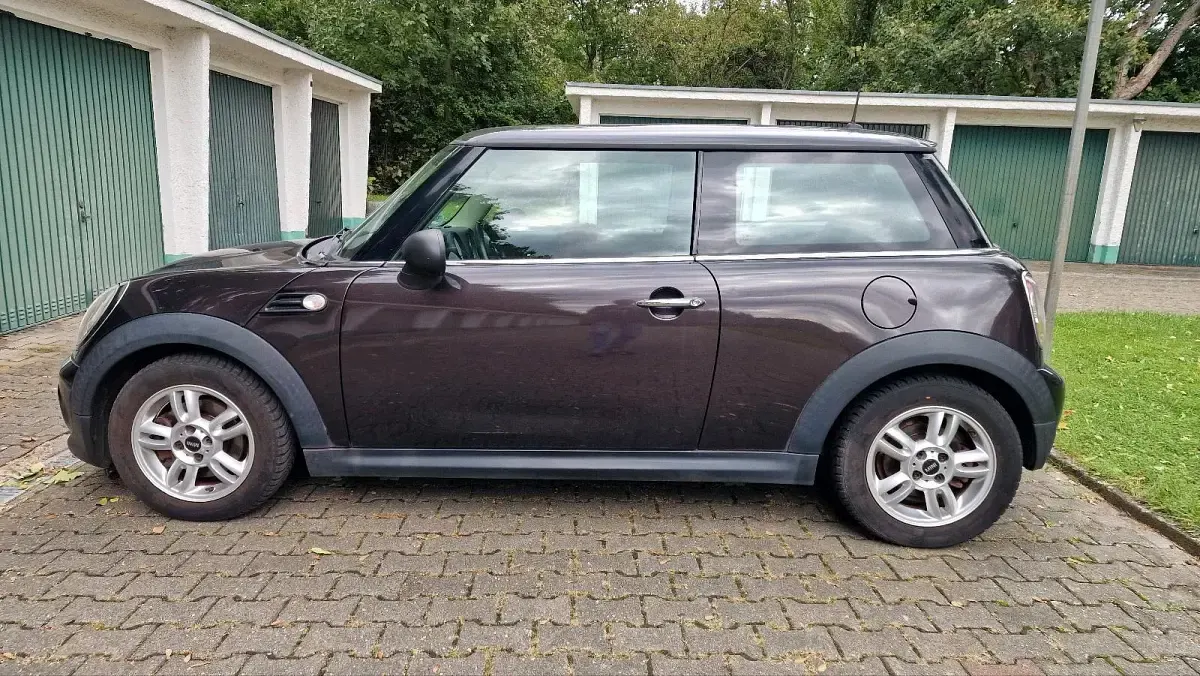 Gebraucht Mini ONE 75 PS (55 kW) 2013 Schwarz Kleinwagen
