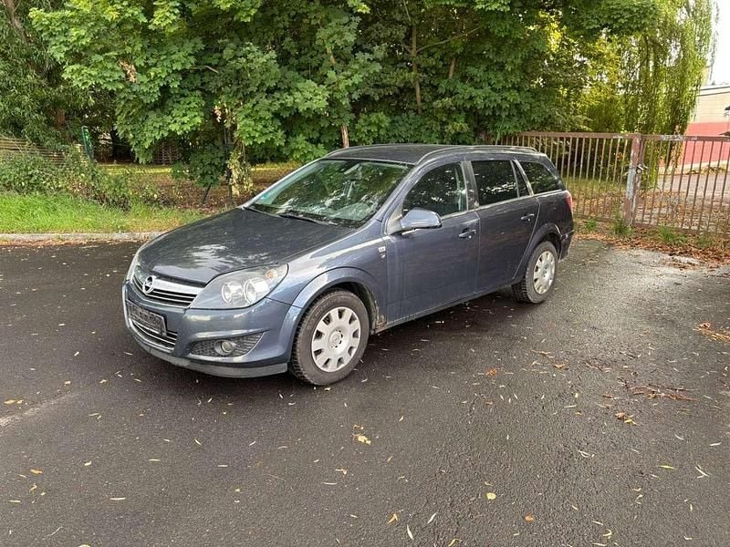 Blau Gebraucht 2010 Opel Astra Edition Kombi | 500 € (Superpreis) - Bild 1/4