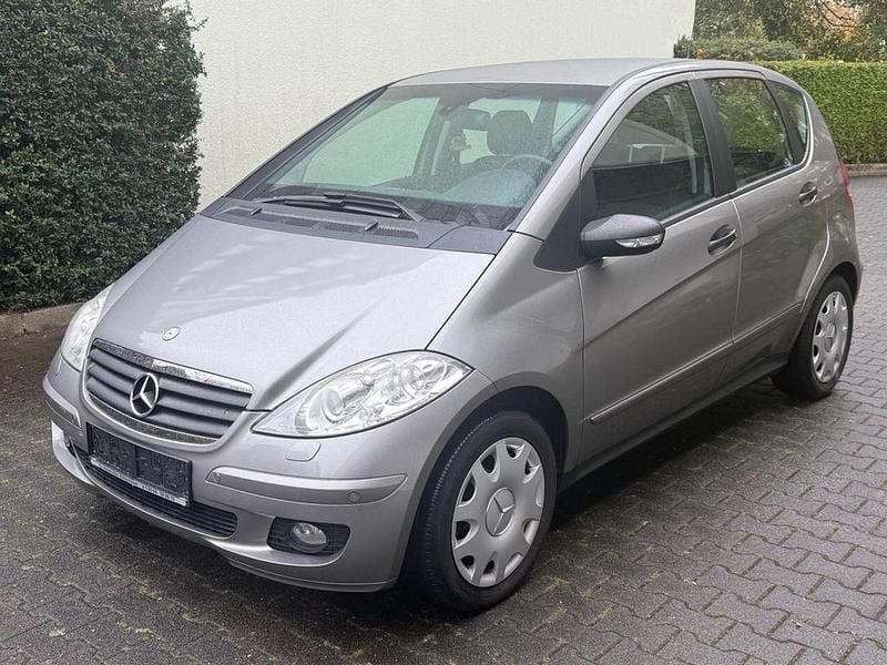 Grau Gebraucht 2007 Mercedes A200 Limousine | 5.798 € (Fairer Preis) - Bild 1/4