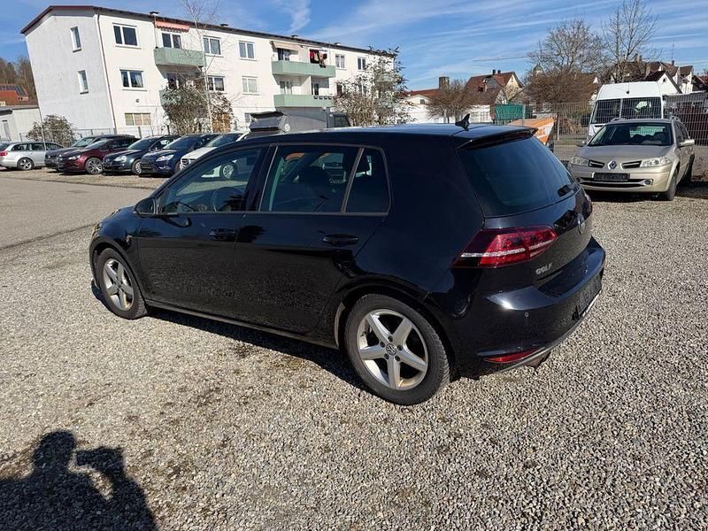 Gebraucht VW Golf VII Highline 150 PS (110 kW) 2014 Schwarz Limousine