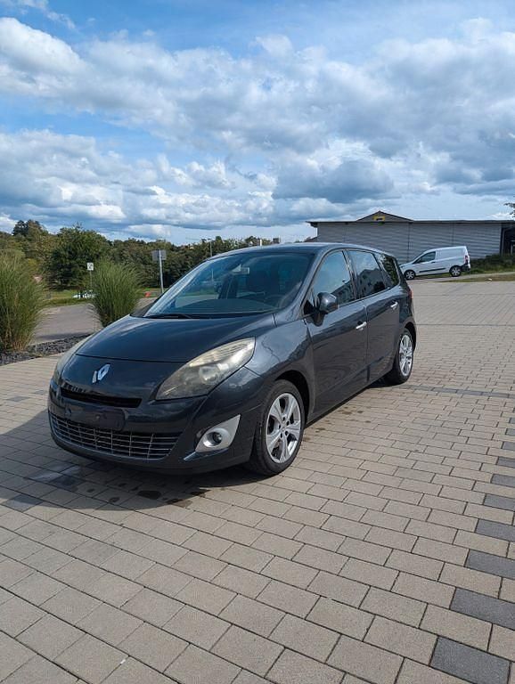 Schwarz Gebraucht 2010 Renault Grand Scénic III Dynamique Van / Kleinbus | 4.200 € (Fairer Preis) - Bild 1/4
