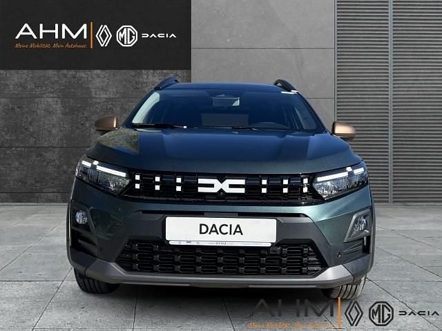 Gebraucht Dacia Jogger Extreme 122 PS (89 kW) 2026 Gruen Van / Kleinbus