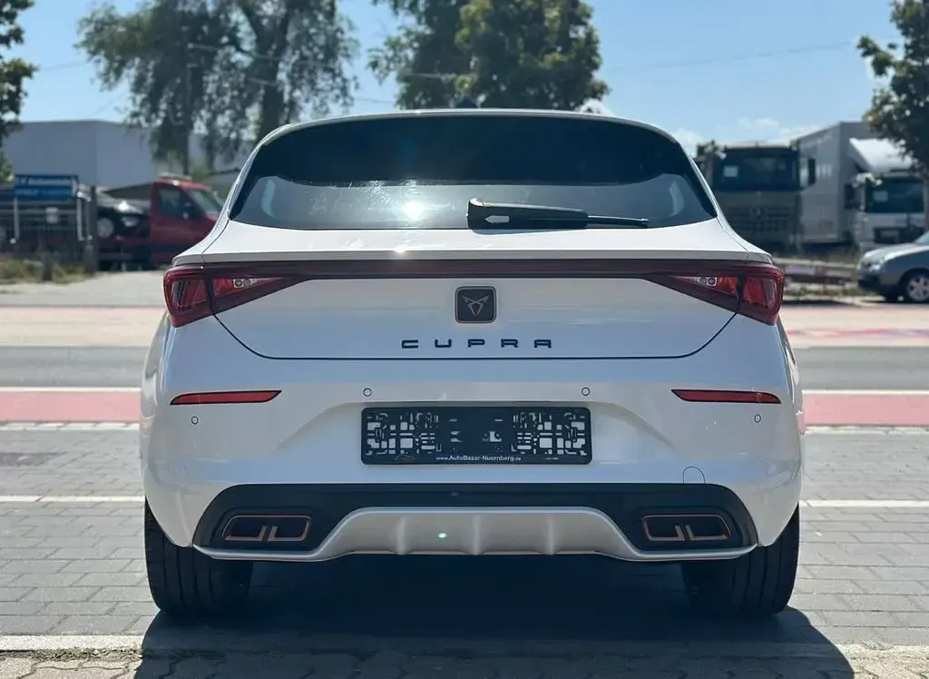 Occasion Cupra Leon 245 ch (180 kW) 2021 Blanc Berline